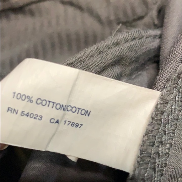 GAP Gray Capri Chinos, SZ 10 - Picture 9 of 9